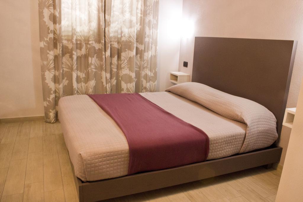 Real B&B Primo Sole Castelsardo Quarto foto